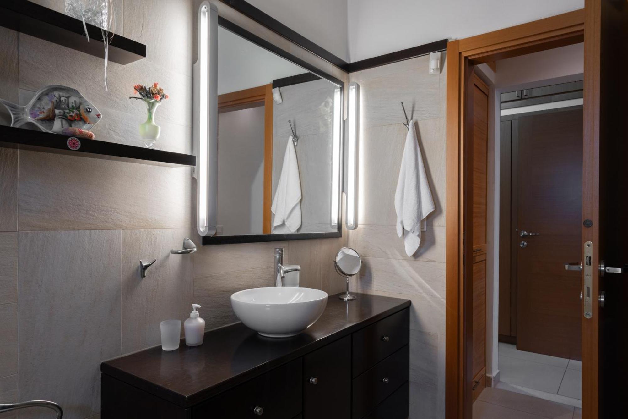 Central Seaview Heven Apartment In Fira  Exterior photo